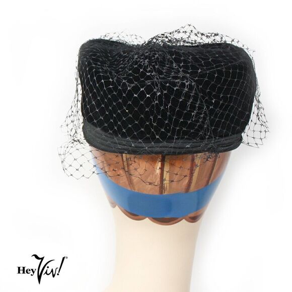 Vintage Black Velvet Hat Pillbox Turban Cocktail Style w Veil Union Tag -Hey Viv - Picture 3 of 7